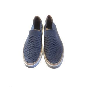 UGG Womens Blue Knit Weave Sammy Chevron Slip On Sneakers Shoes Size 7.5
